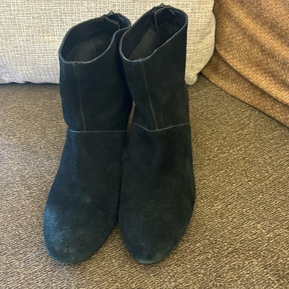 Steve Madden Black Suede Ankle Boot Chunky Heel Size 10 - Picture 5 of 12